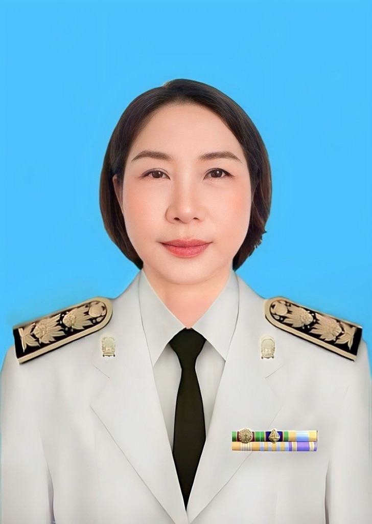 นางรุ่งแสง ชาวนา